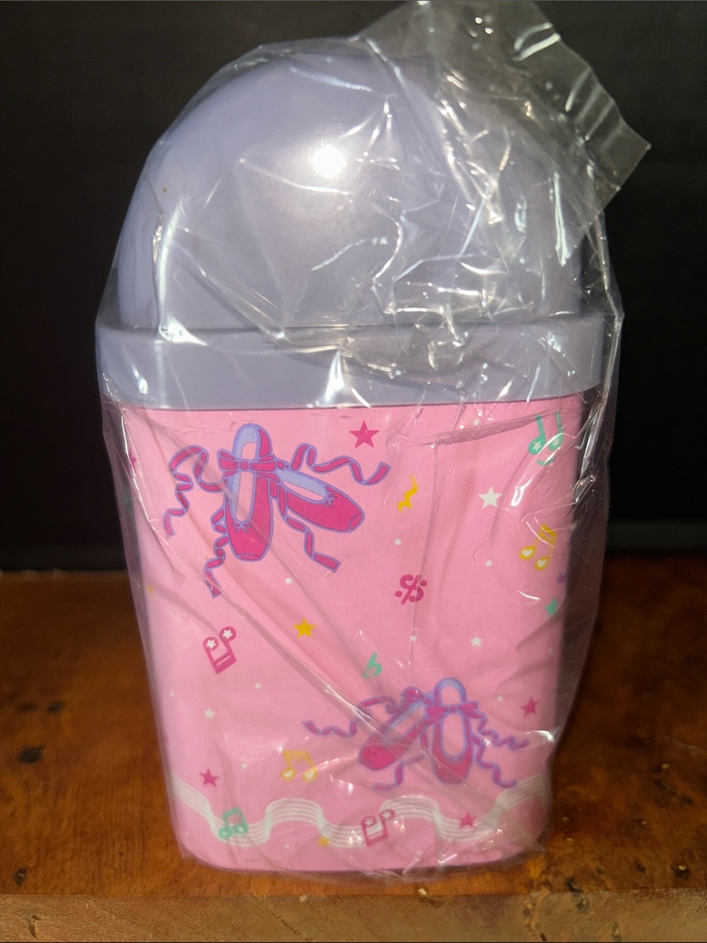 Sanrio Vintage 1996 Petite Plie Rubbish Can Swing Opening - Picture 3 of 6